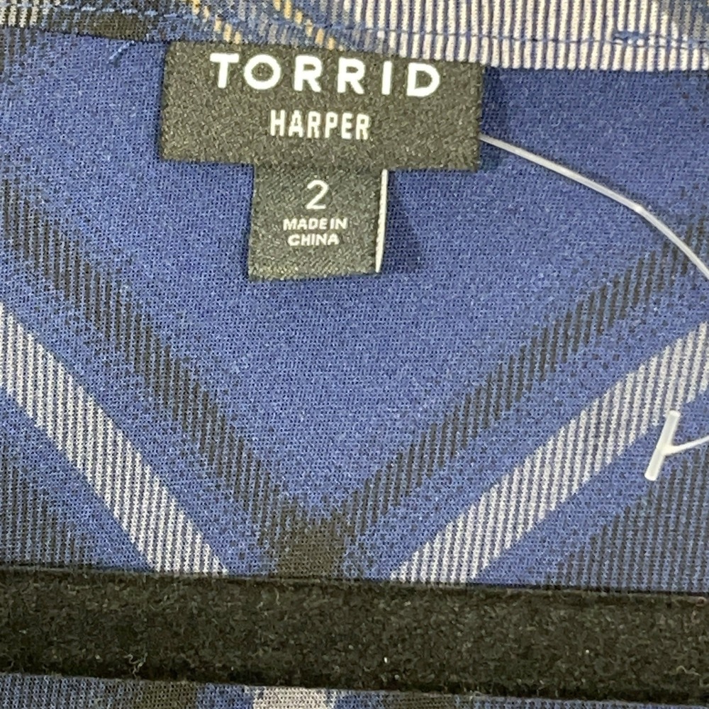 Torrid Harper Tunic Top Womens 2 Blue Plaid Roll Tab Sleeve Blouse Office Casual - Picture 3 of 12